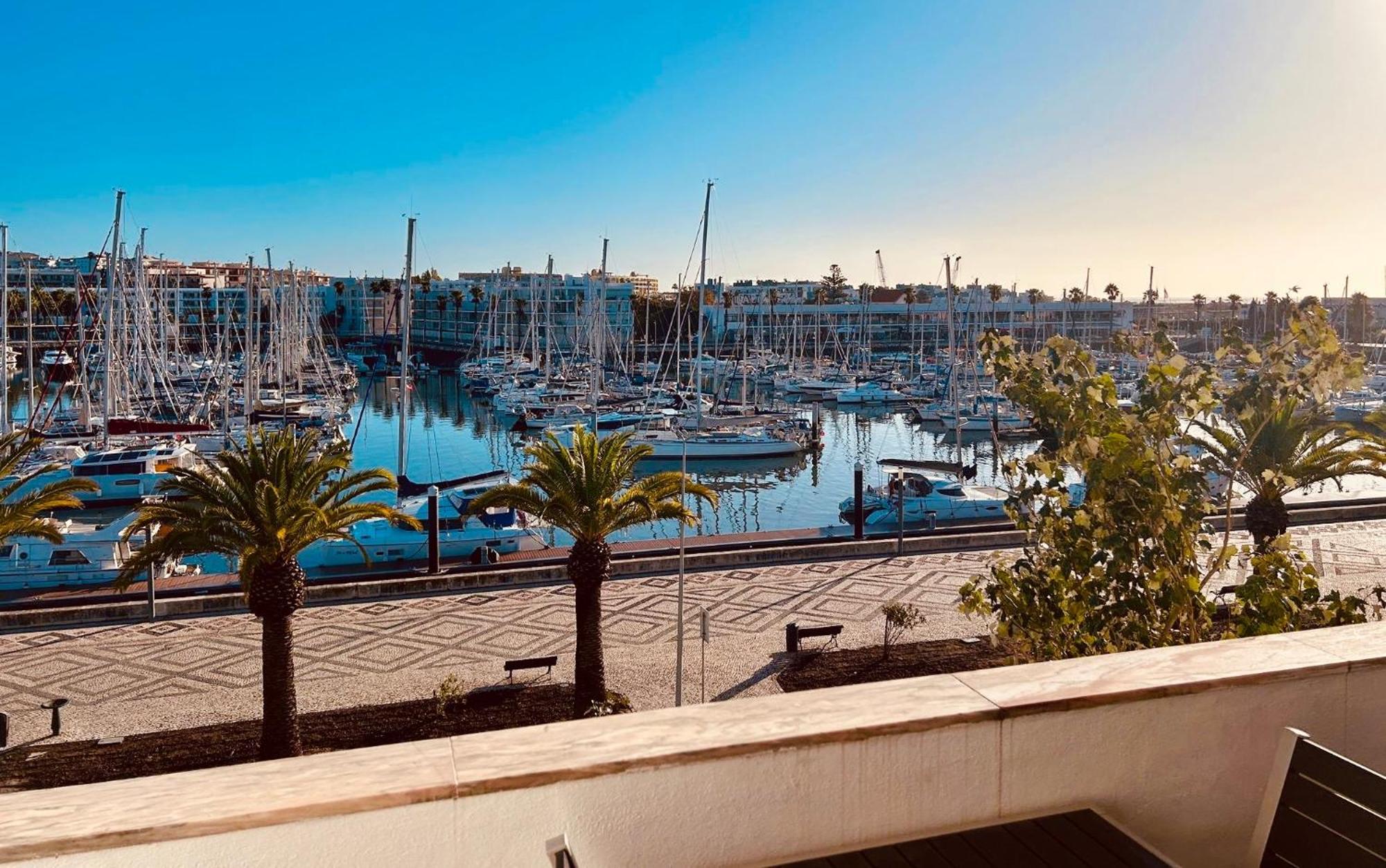 Central Lagos Apt With Marina Views Near Beaches Eksteriør billede