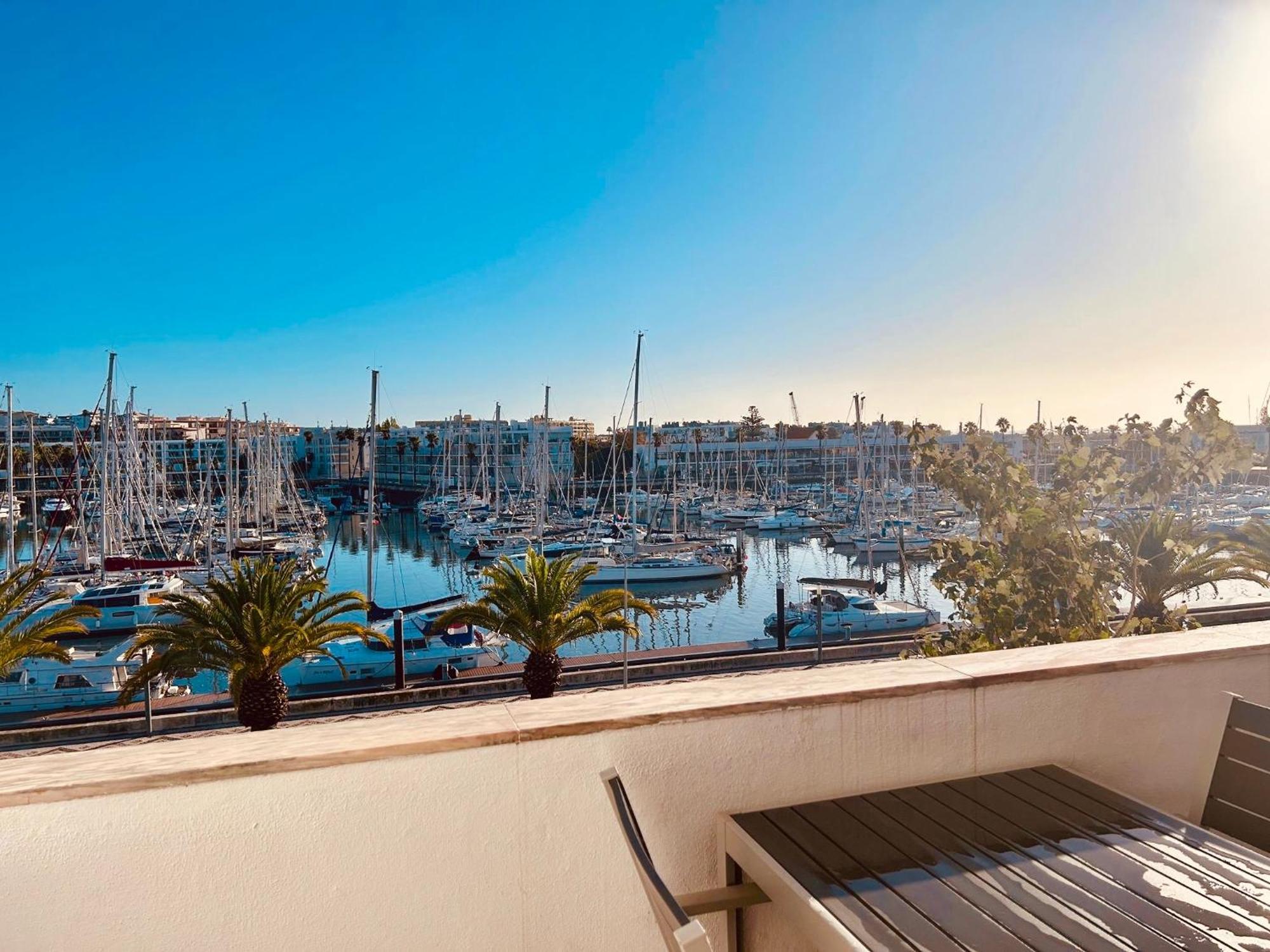 Central Lagos Apt With Marina Views Near Beaches Eksteriør billede